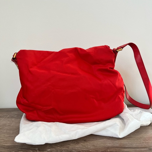 Medium Red Nylon Marc Jacobs Crossbody - Picture 6 of 7